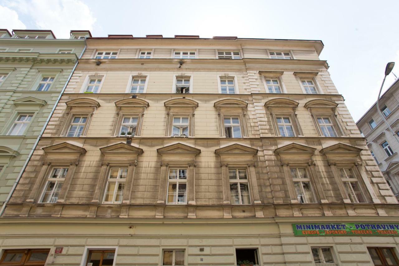 Royal Apartment Near River - Nek4Th Prague Exterior photo